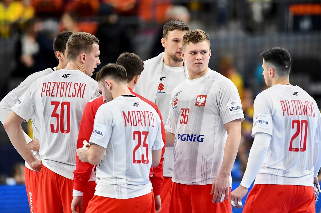 Polacy po przegranym meczu grupy F mistrzostw Europy piłkarzy ręcznych ze Słowenią Polacy po przegranym meczu grupy F mistrzostw Europy piłkarzy ręcznych ze Słowenią