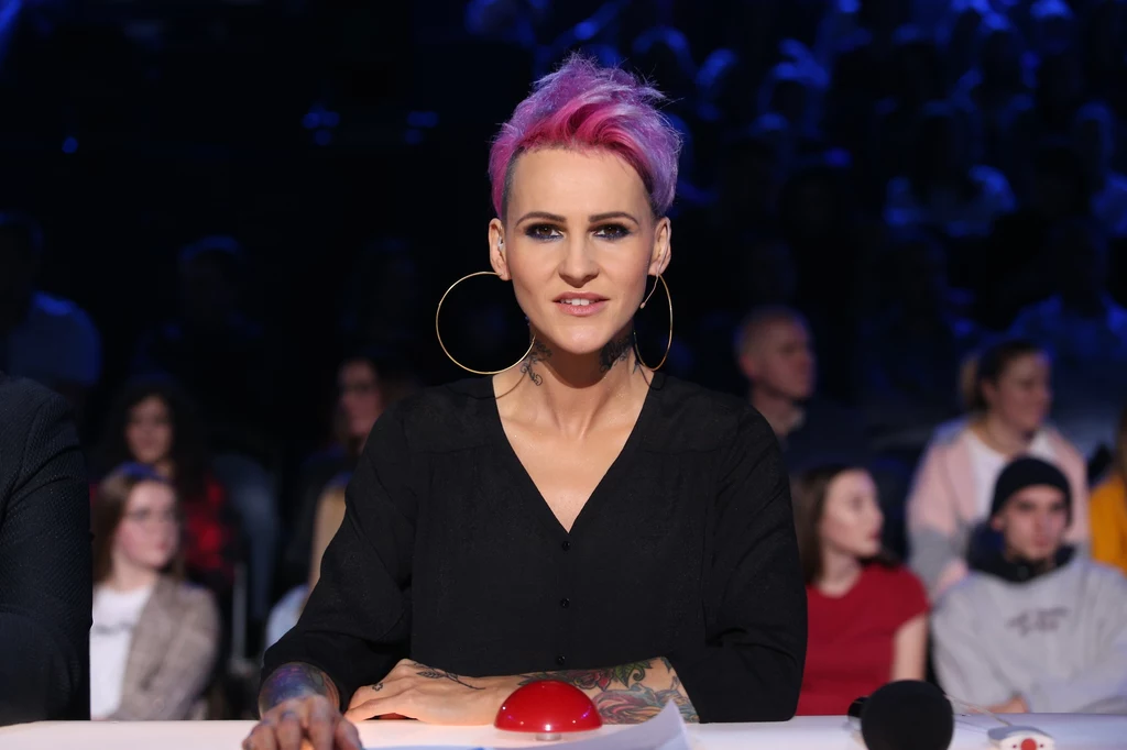 Oprócz kariery muzycznej Agnieszka zajmuje się pisaniem książek. Jako autorka serii książek dla dzieci zadebiutowała w 2012 roku dziełem „Zezia i Giler”.