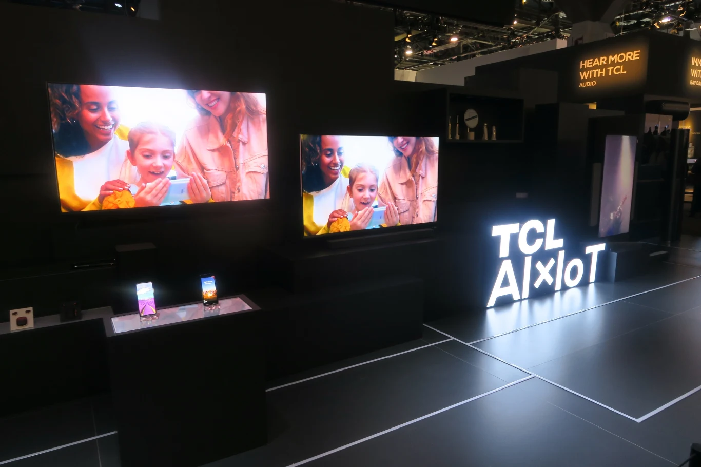 CES 2020 TCL