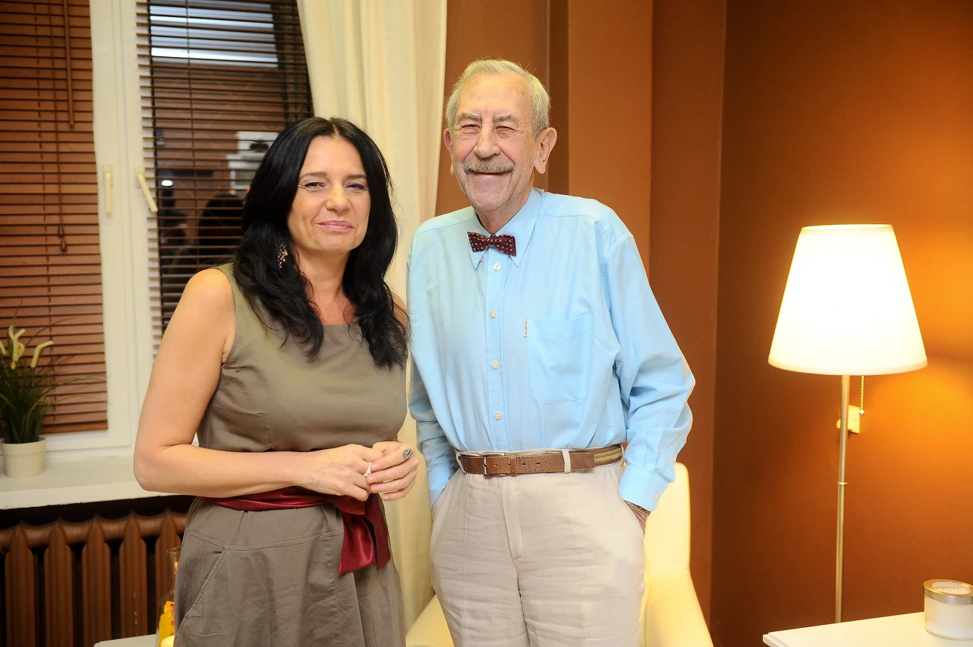 Izabella Jarska podczas wywiadu z Janem Kobuszewskim