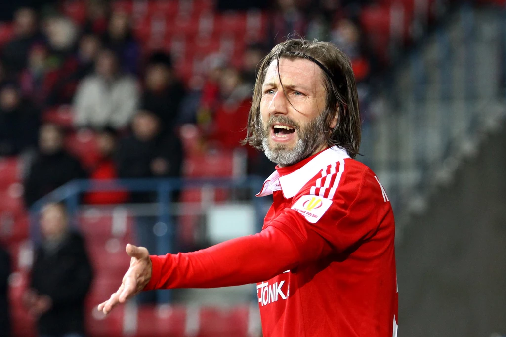 Kamil Kosowski w lutym 2013 r. w meczu Pucharu Polski Wisła - Jagiellonia Kamil Kosowski w lutym 2013 r. w meczu Pucharu Polski Wisła - Jagiellonia