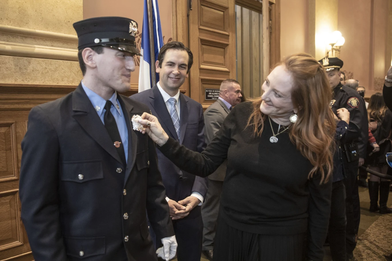 Strażak Sam Springsteen i dumna mama - Patti Scialfa Strażak Sam Springsteen i dumna mama - Patti Scialfa