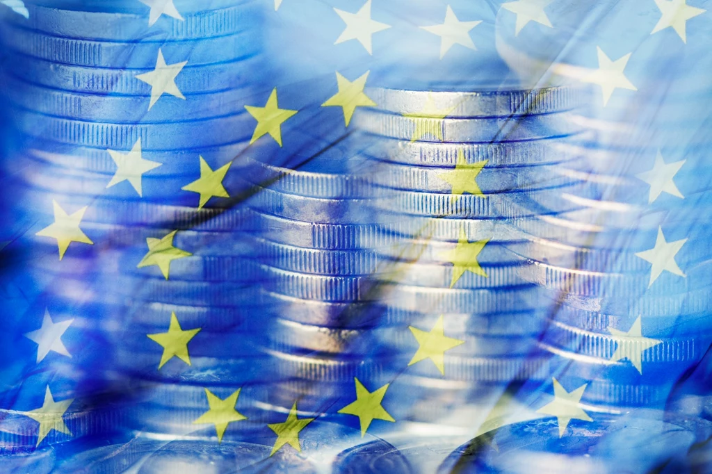 Przed rozstrzygane przetargów Polska staci miliardy euro