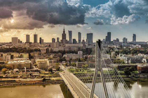 Ścisłe centrum Warszawy się wyludnia?