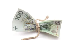 Firmy skrócą czas pracy, by nie dać rządowej podwyżki