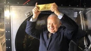 Prezes NBP Adam Glapiński ze złotem