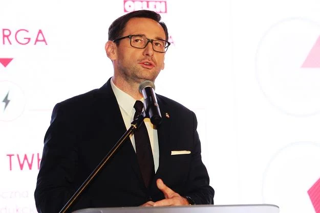 Prezes Orlenu Daniel Obajtek w czasie dzisiejszej konferencji