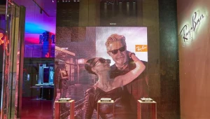 Producent Ray Banów oszukany przez pracowników na 162 miliony funtów!