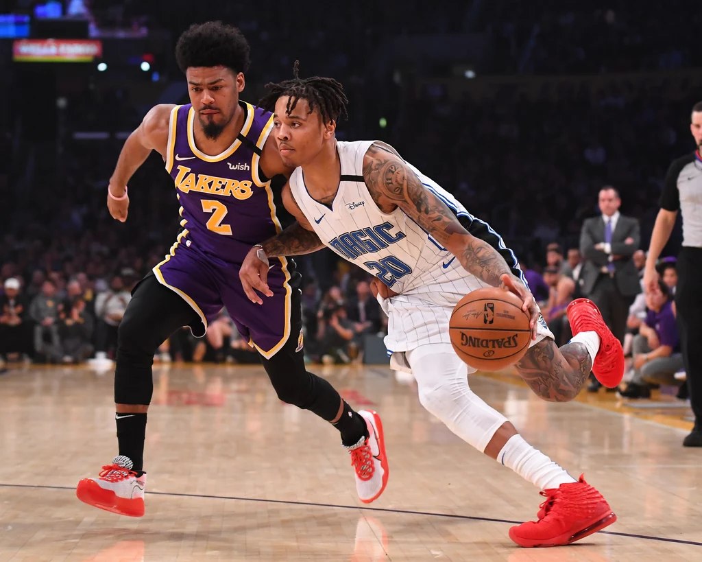 Markelle Fultz (z piłką)