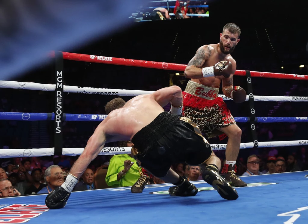 Caleb Plant (z prawej) Caleb Plant (z prawej)