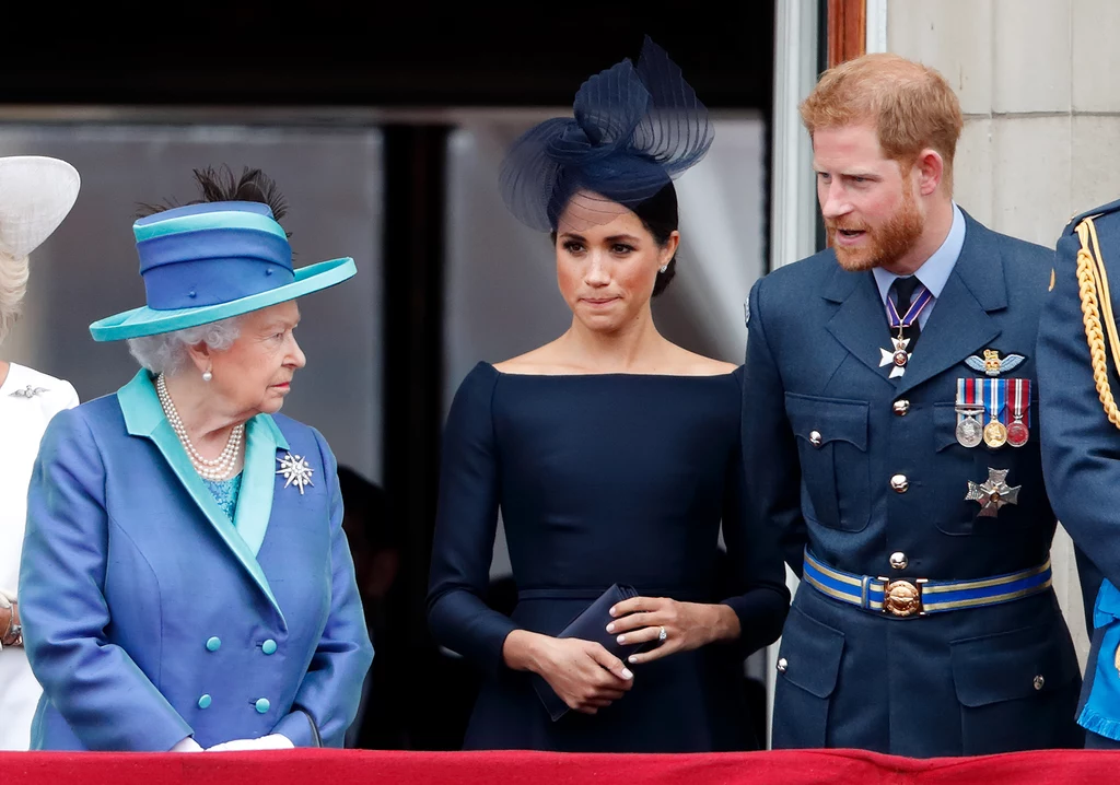 Meghan i Harry porozumieli się z królową ws. ich wyjścia z rodziny królewskiej