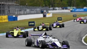 Jamie Chadwick podczas wyścigu W Series