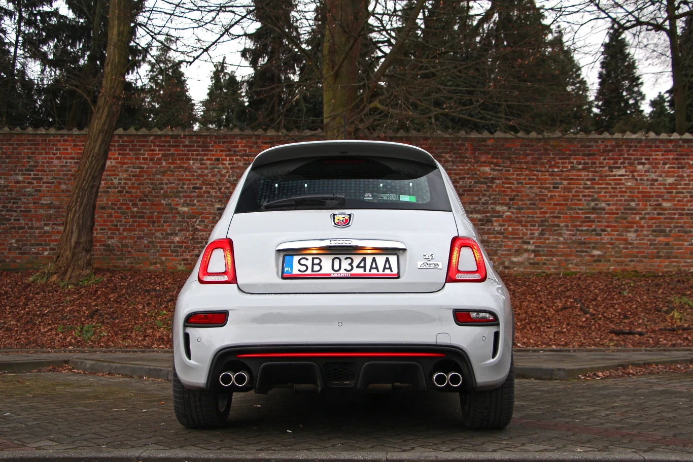 Układ wydechowy Dual Mode Record Monza z 4 wylotami