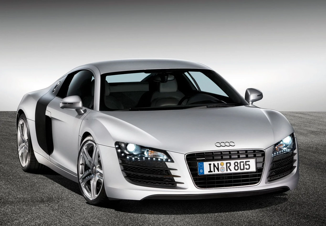 Audi R8