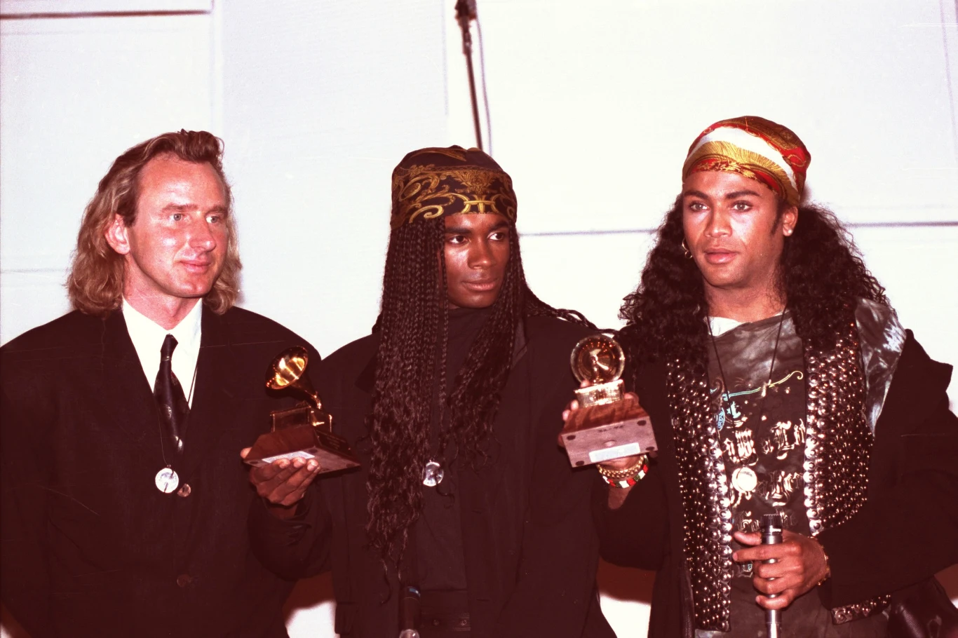 W 1990 zespół otrzymał nagrodę Grammy za album "Girl You Know It's True" (amerykańskie wydanie, nieco zmienione w stosunku do europejskiej płyty, nosiło tytuł "All Or Nothing"), jednak na skutek krytyki mediów decyzja została cofnięta w listopadzie tego samego roku. To jedyny taki przypadek w historii muzyki.