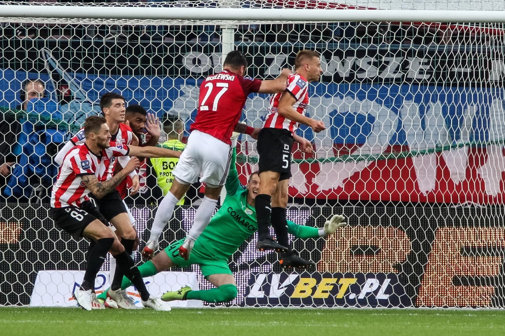 Derby pomiędzy Cracovią a Wisłą zawsze elektryzują Derby pomiędzy Cracovią a Wisłą zawsze elektryzują