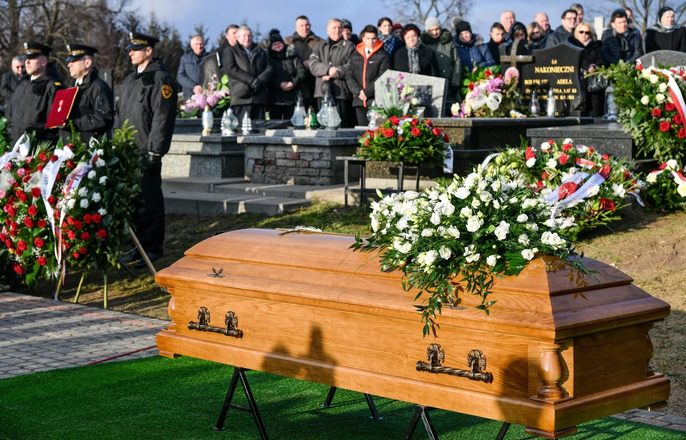 Pogrzeb sędziego Grzegorza Jędrejka