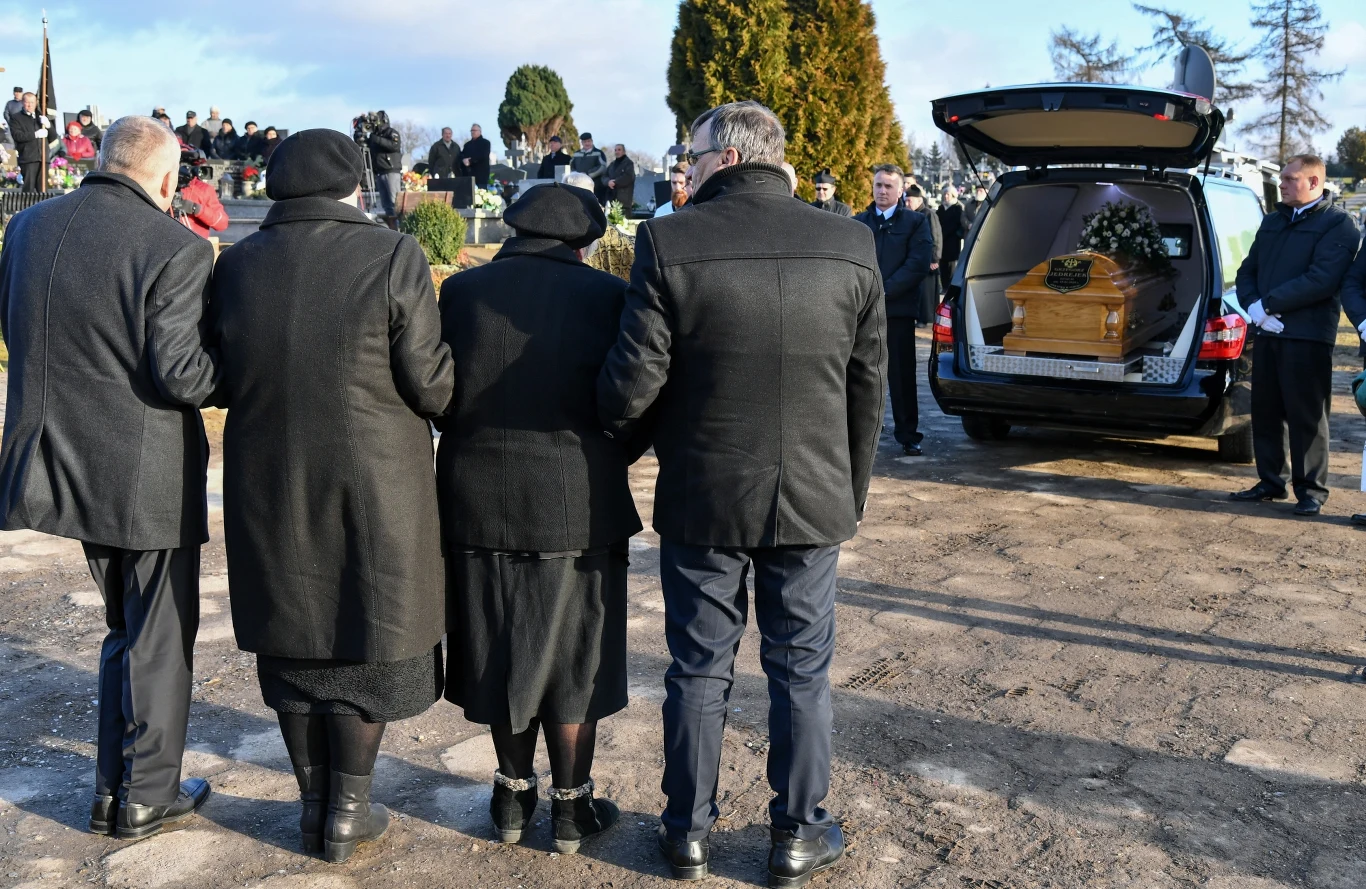 Pogrzeb sędziego Grzegorza Jędrejka
