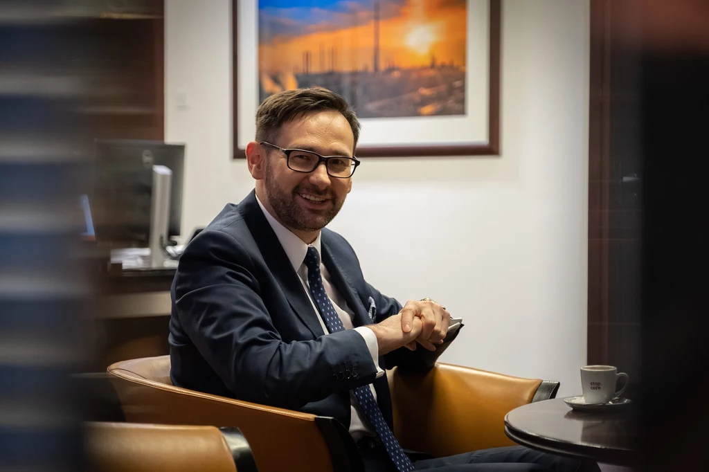 Borys Budka poinformował, że Daniel Obajtek pobierał ponad 50 tys. zł miesięcznie za zasiadanie w radzie nadzorczej spółki Orlen Synthos Green Energy