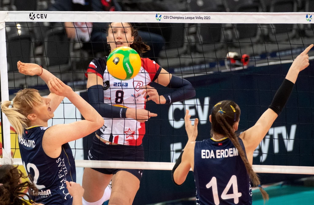 Anastasia Kraiduba w meczu Ligi Mistrzów z Fenerbahce Opet Stambuł Anastasia Kraiduba w meczu Ligi Mistrzów z Fenerbahce Opet Stambuł