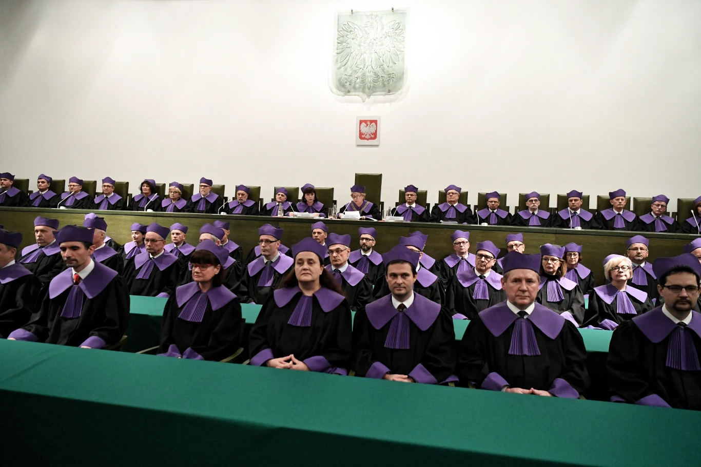 Sędziowie SN podczas konferencji po wspólnym posiedzeniu trzech izb Sądu Najwyższego: Izby Cywilnej, Izby Karnej oraz Izby Pracy i Ubezpieczeń Społecznych Sędziowie SN podczas konferencji po wspólnym posiedzeniu trzech izb Sądu Najwyższego: Izby Cywilnej, Izby Karnej oraz Izby Pracy i Ubezpieczeń Społecznych