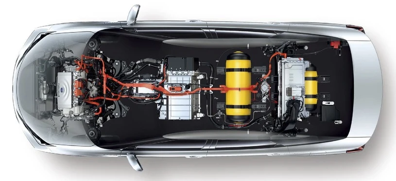 W samochodach wodorowych jedynym produktem ubocznym jazdy nimi jest woda.