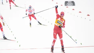 Aleksander Bolszunow w geście radości