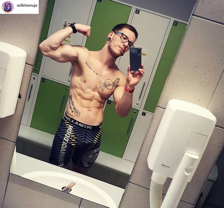 Sylwester Wilk to bohater pierwszej edycji  show Polsatu „Ninja Warrior Polska”. Po występie w show stracił nogę w wypadku motocyklowym. Ma założoną sportową protezę i przygotowuje się właśnie do startu w igrzyskach paraolimpijskich w Paryżu. Sylwester Wilk to bohater pierwszej edycji  show Polsatu „Ninja Warrior Polska”. Po występie w show stracił nogę w wypadku motocyklowym. Ma założoną sportową protezę i przygotowuje się właśnie do startu w igrzyskach paraolimpijskich w Paryżu.