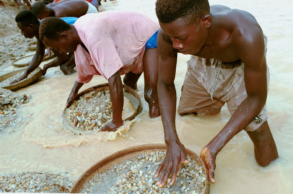 Pola diamentów w Sierra Leone