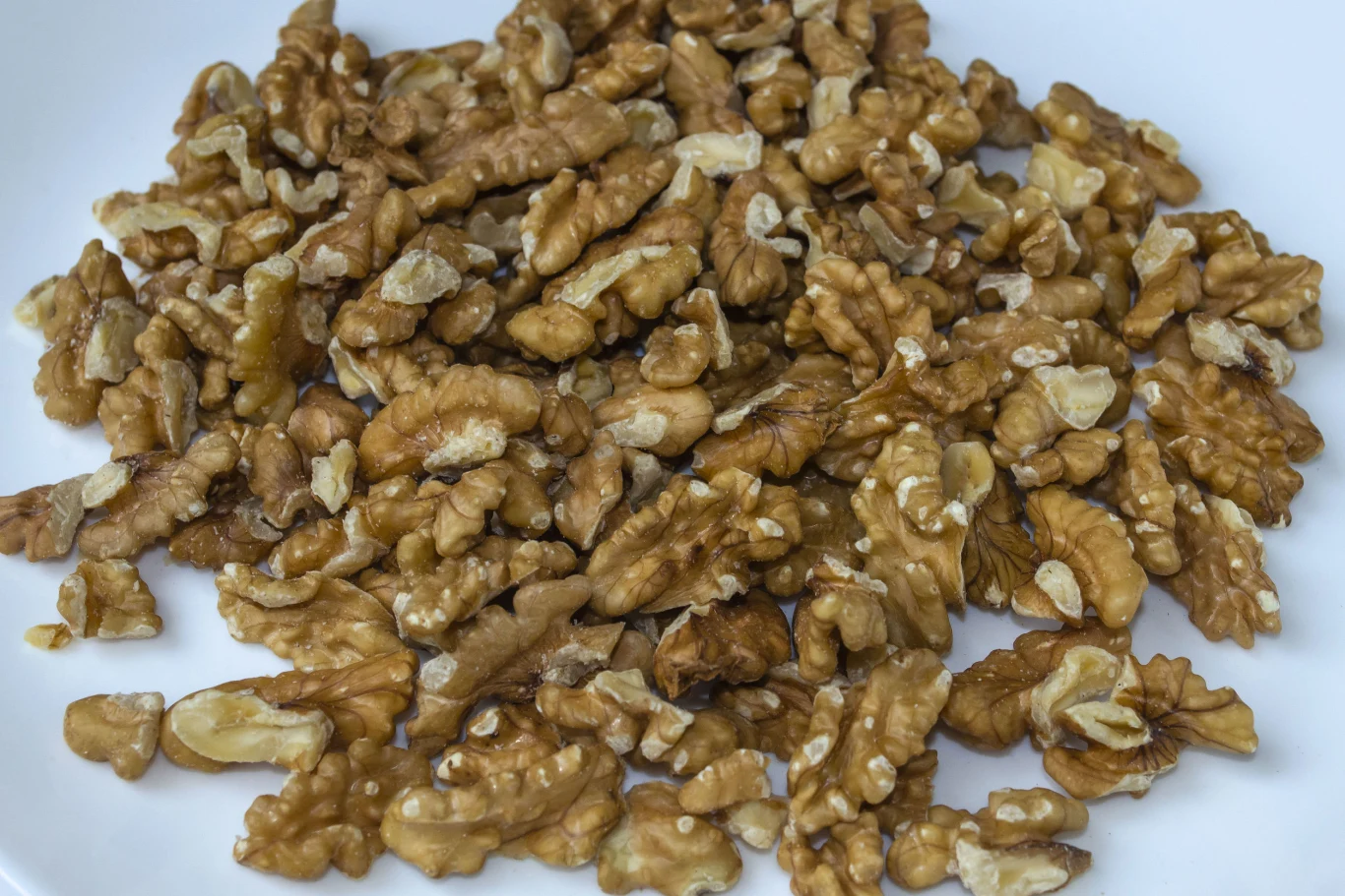 Naukowcy dowiedli, że regularne spożywanie małej ilości orzechów włoskich pozytywnie wpływa na nasze serce