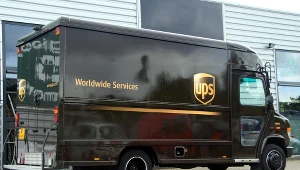 Barcelona wprowadza podatek od rozwożenia paczek 