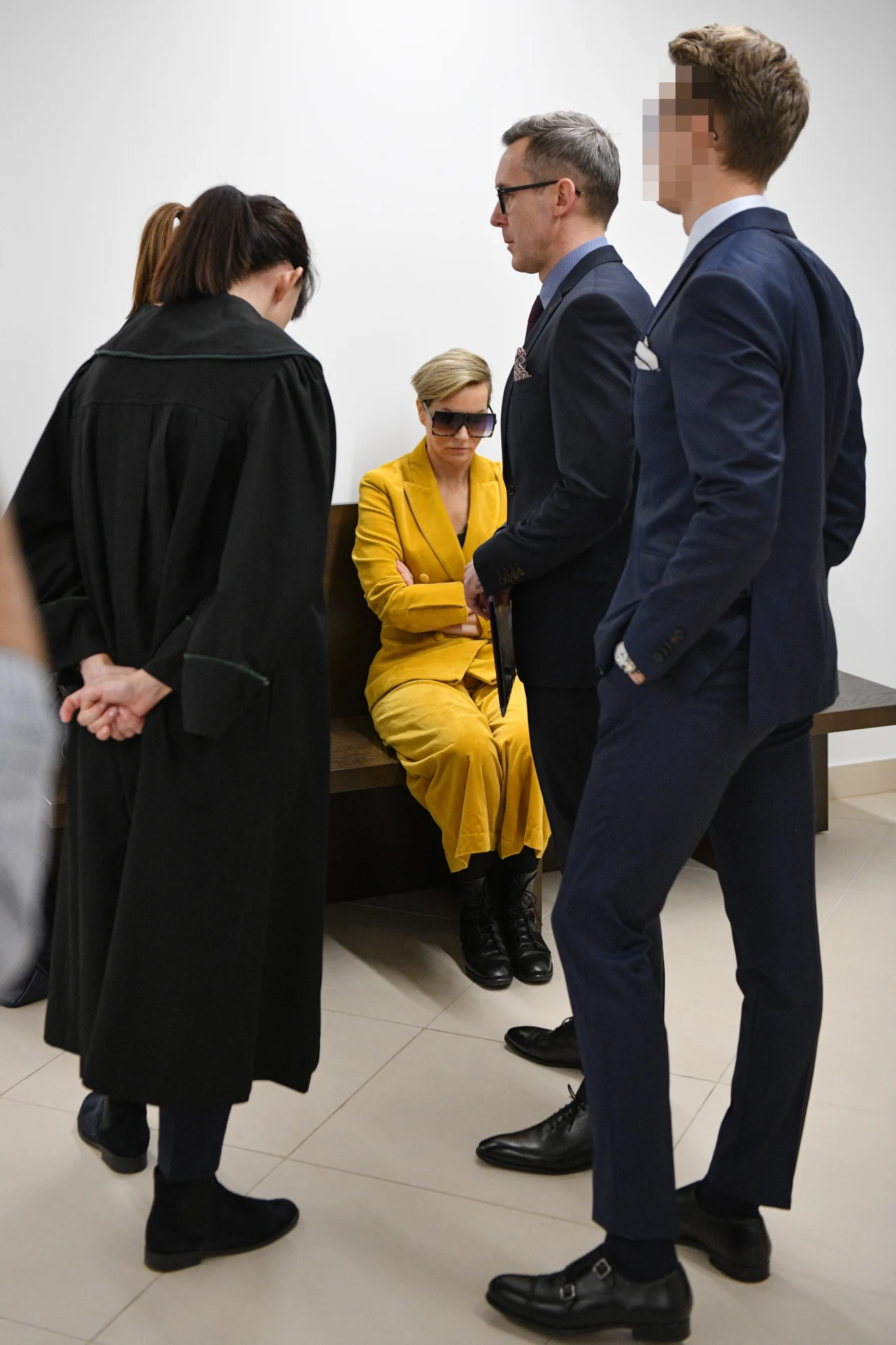 Paulina Smaszcz-Kurzajewska i Maciej Kurzajewski z synem Frankiem w sądzie Paulina Smaszcz-Kurzajewska i Maciej Kurzajewski z synem Frankiem w sądzie