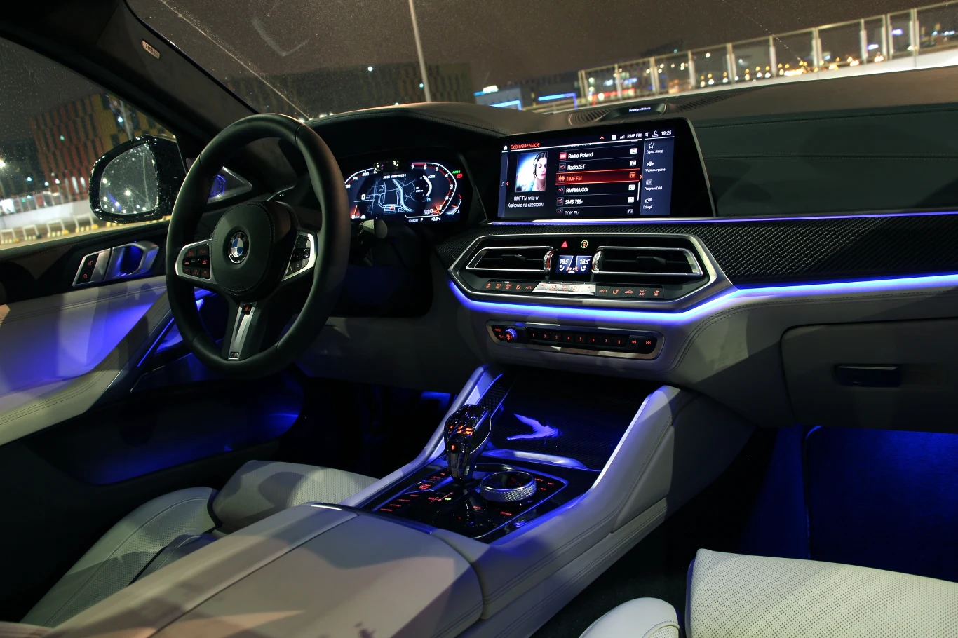 BMW X6 M50i BMW X6 M50i