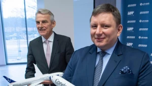 Ralf Teckentrup (L), prezes Condora, Rafał Milczarski, prezes LOT