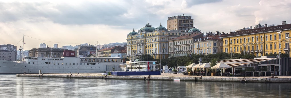 Innym doskonałym wyborem dla rodzin z dziećmi jest Muzeum Historii Naturalnej. Poświęcone m.in. życiu morskiemu w basenie Adriatyku, obejmuje np. multimedialne akwarium, wystawę na temat rekinów, ale także ogród botaniczny. Fot. Ivo Biočina, Chorwacka Wspólnota Turystyczna Innym doskonałym wyborem dla rodzin z dziećmi jest Muzeum Historii Naturalnej. Poświęcone m.in. życiu morskiemu w basenie Adriatyku, obejmuje np. multimedialne akwarium, wystawę na temat rekinów, ale także ogród botaniczny. Fot. Ivo Biočina, Chorwacka Wspólnota Turystyczna