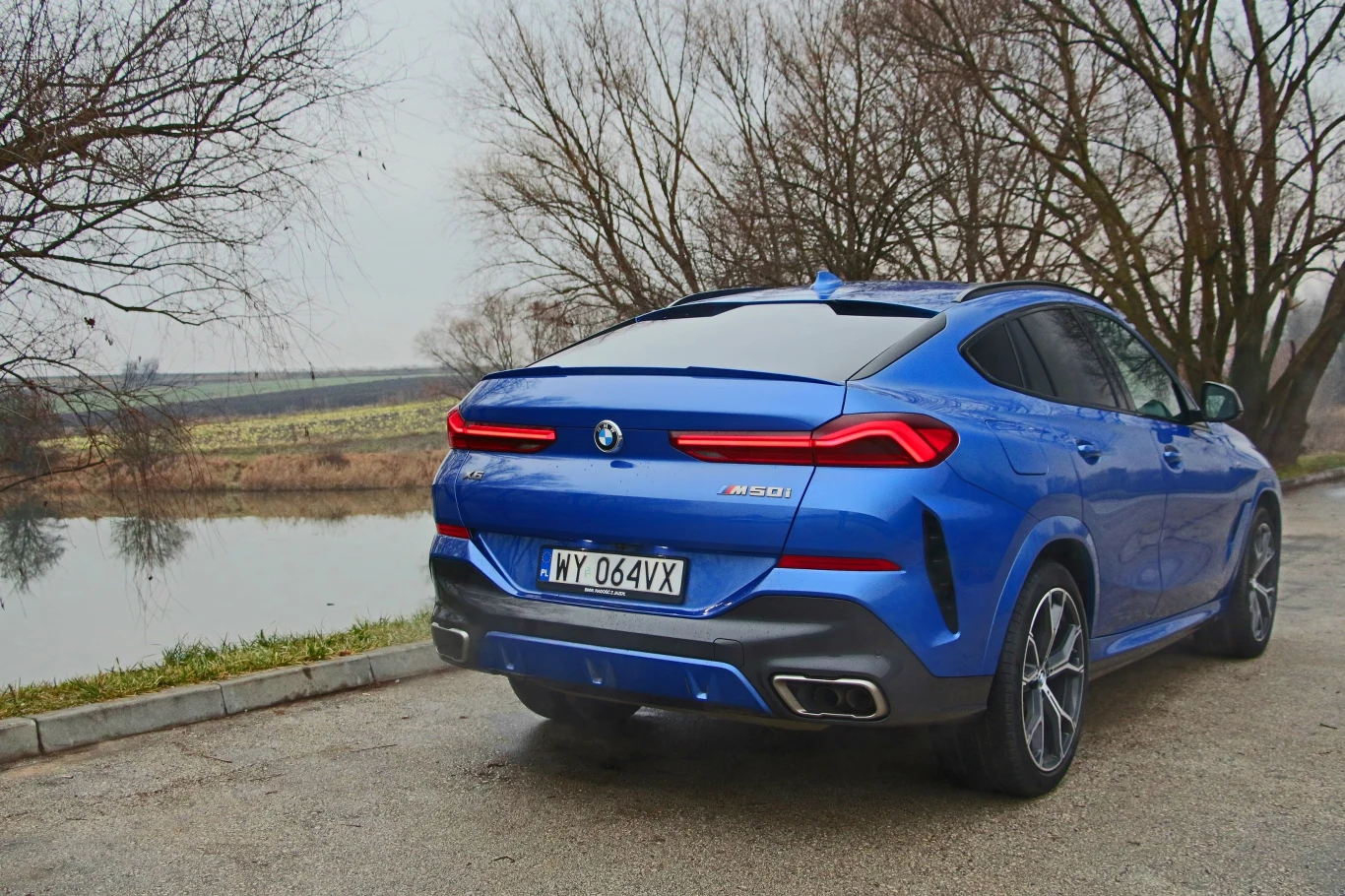 BMW X6 M50i BMW X6 M50i