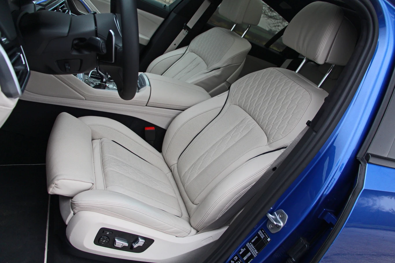 BMW X6 M50i BMW X6 M50i