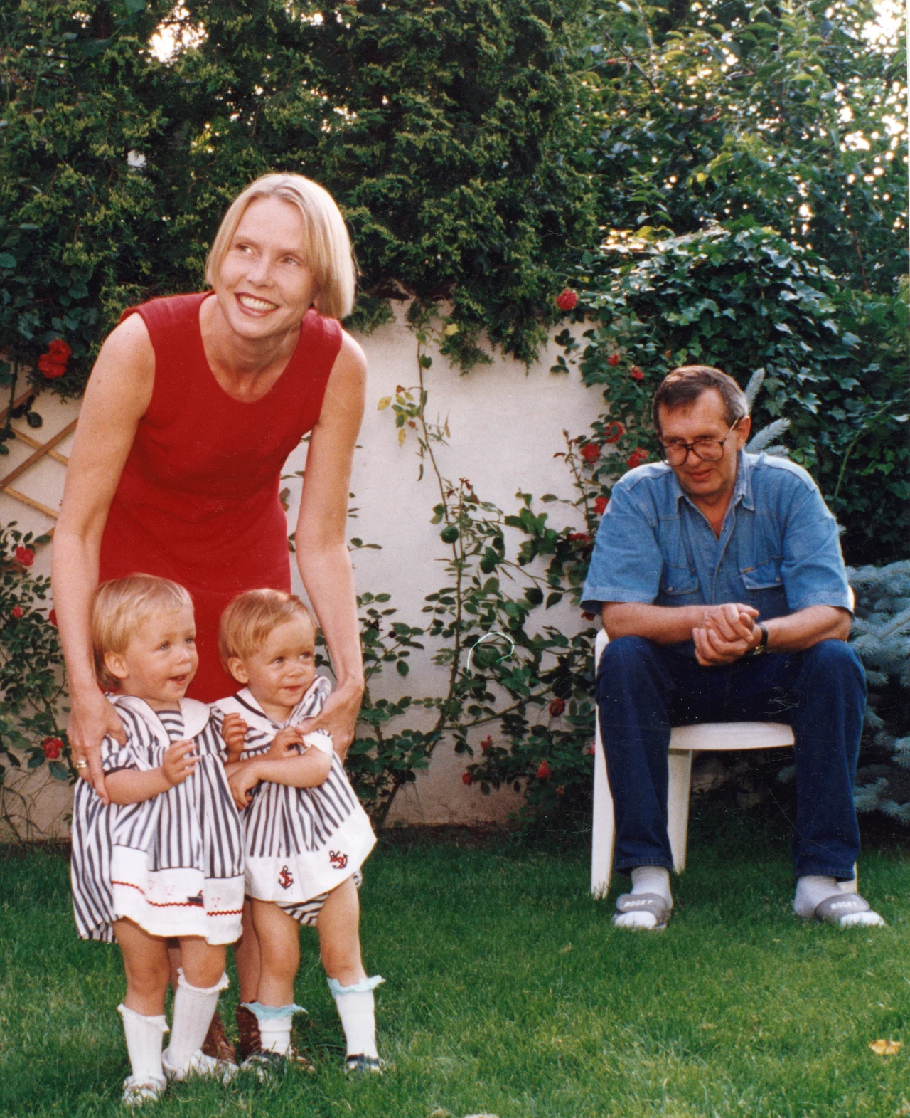 Jacek Janczarski i Ewa Błaszczyk z dziewczynkami Jacek Janczarski i Ewa Błaszczyk z dziewczynkami