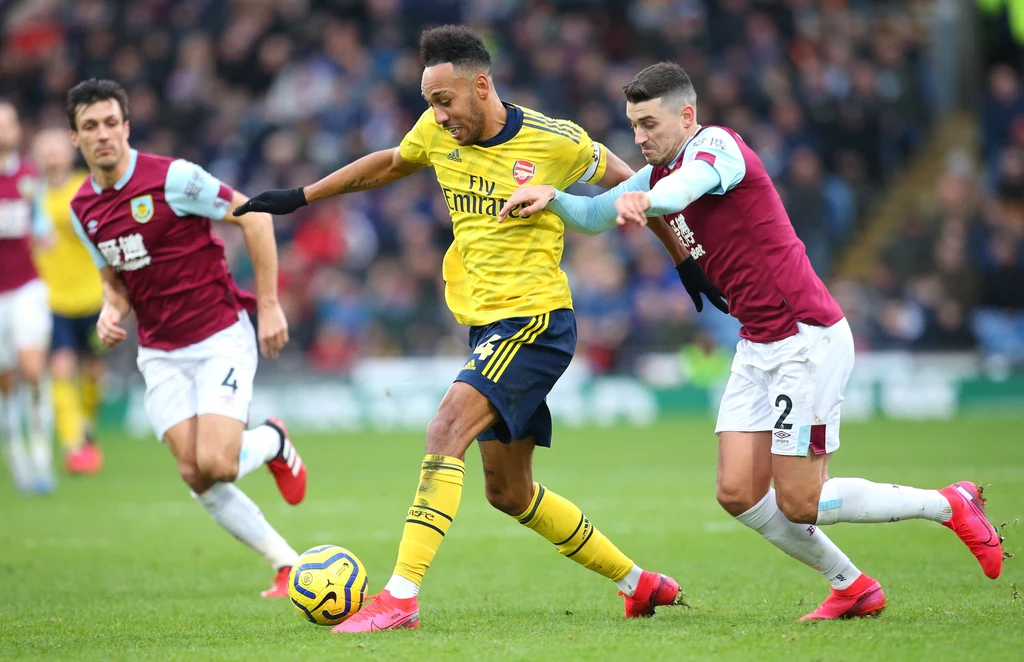 Pierre-Emerick Aubameyang (w środku) Pierre-Emerick Aubameyang (w środku)