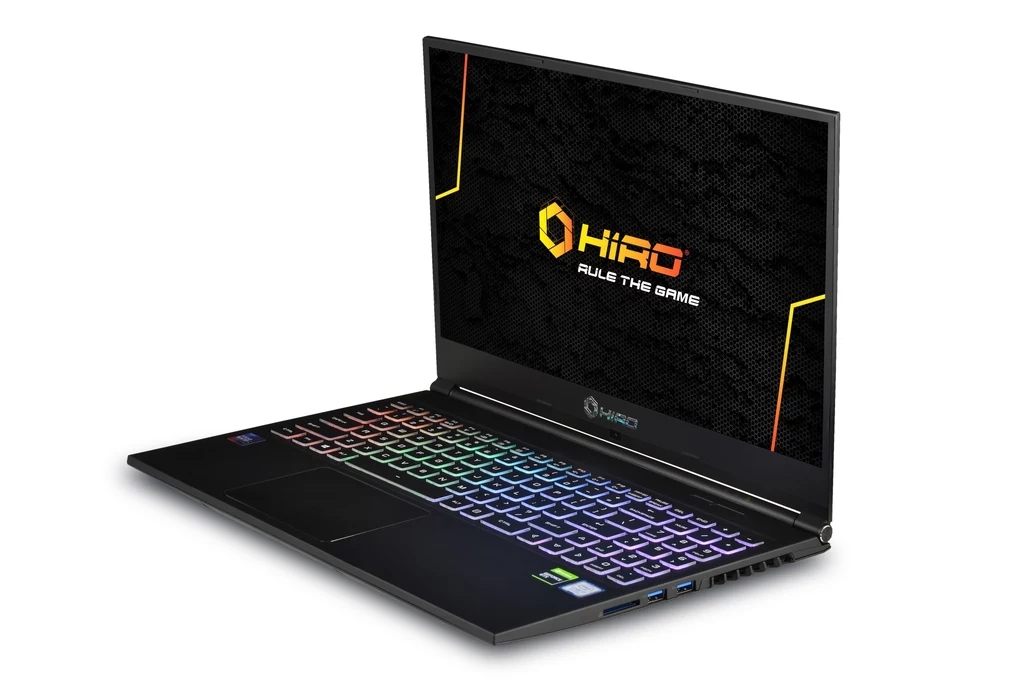 Krystalicznie czysty obraz zapewniają wysokiej jakości matryce IPS 15,6” o odświeżaniu 144Hz w wersji HIRO 7166, osadzone w ultra wąskiej ramce, pozwalają skoncentrować się wyłącznie na grze. Natomiast za wysoką jakość dźwięku odpowiada karta Audio High Definition.
