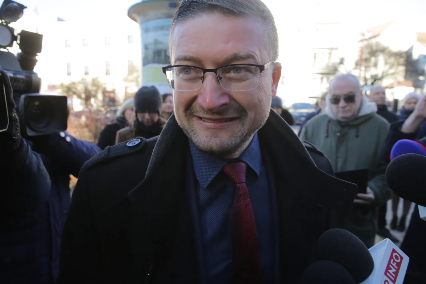 Sędzia Paweł Juszczyszyn w drodze do sądu Sędzia Paweł Juszczyszyn w drodze do sądu
