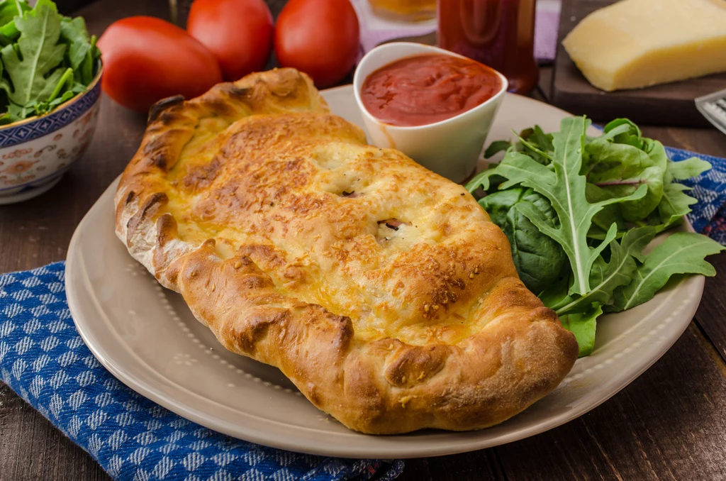 Calzone z pieczarkami