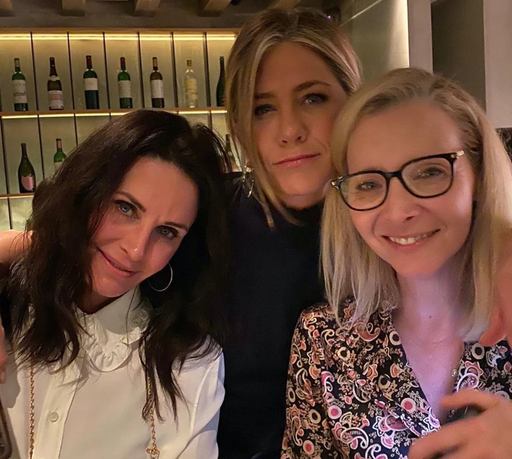 Jennifer Aniston, Lisa Kudrow i Courteney Cox mają powrócić w odcinku specjalnym