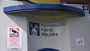 Kraków: Ktoś brudzi automaty biletowe fekaliami. MPK zgłosiło sprawę policji