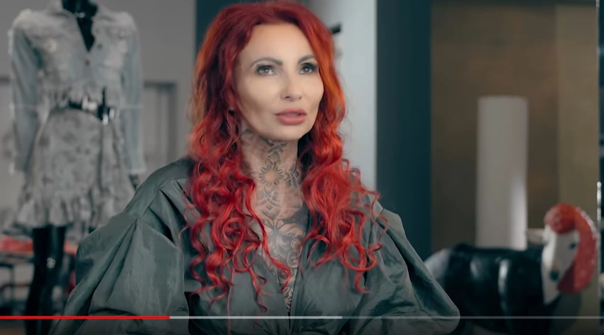 Adrianna w "Królowych życia" Adrianna w "Królowych życia"