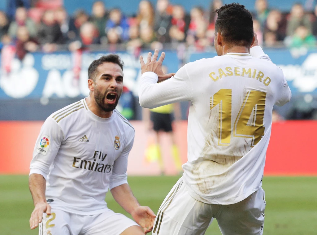 Dani Carvajal i Casemiro fetują kolejną bramkę dla Realu Madryt. Dani Carvajal i Casemiro fetują kolejną bramkę dla Realu Madryt.