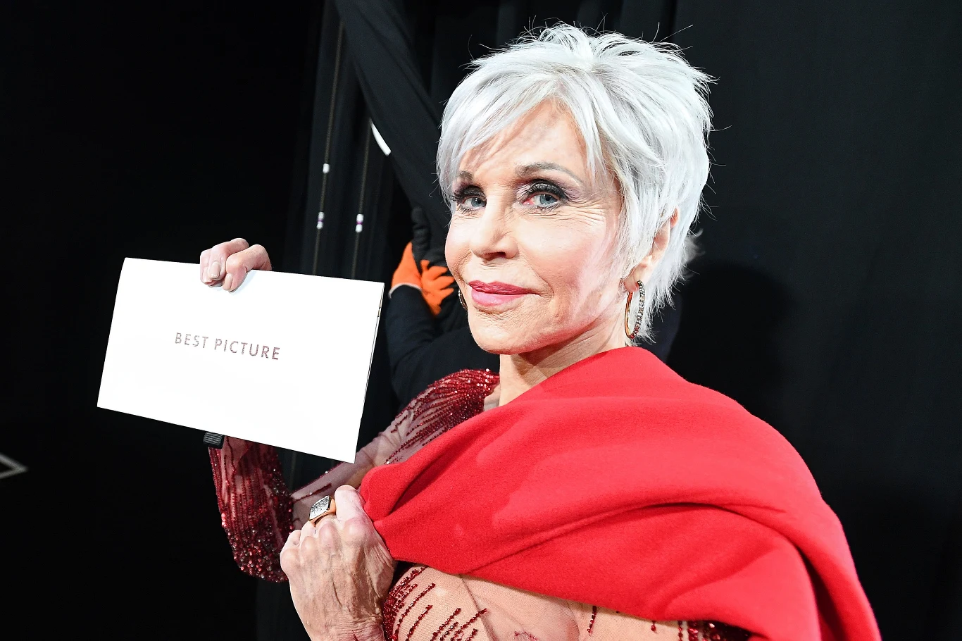 Jane Fonda wręczała statuetkę dla najlepszego filmu Jane Fonda wręczała statuetkę dla najlepszego filmu