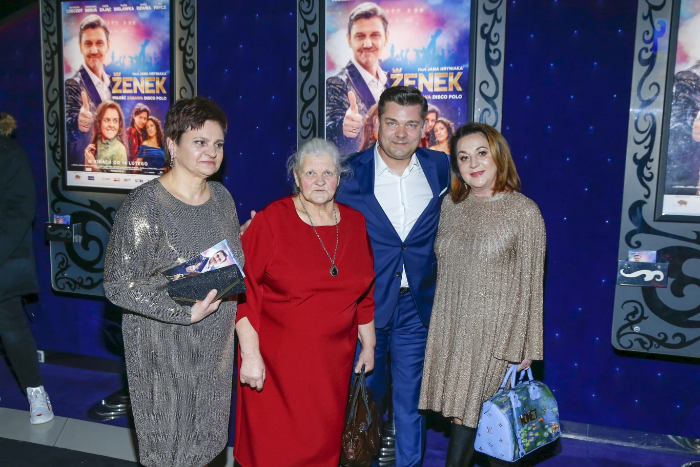 Zenek Martyniuk z żoną Danutą i mamą 