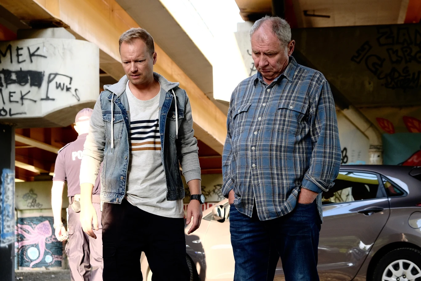 Maciej Stuhr i Andrzej Grabowski w scenie z filmu "Bad Boy"