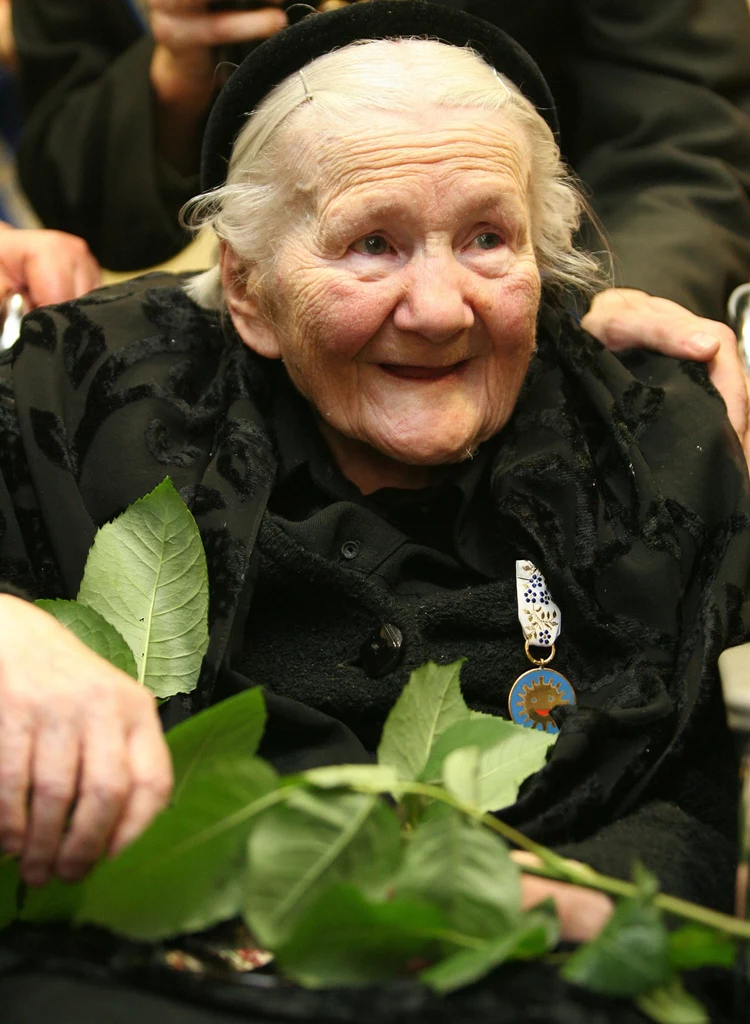 Irena Sendlerowa w 2007 roku, podczas ceremonii wręczenia Orderu Uśmiechu